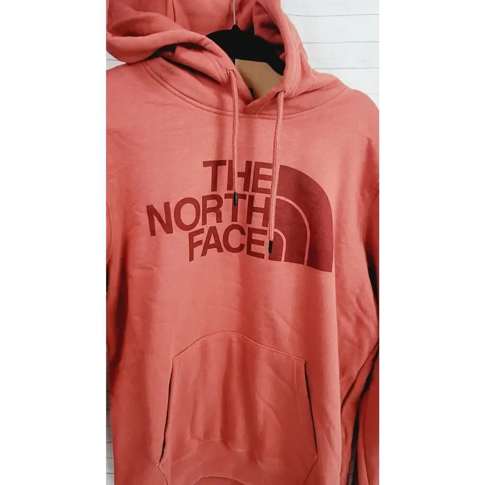 THE NORTH FACE HALF DOME PULLOVER HOODIE IN TANDORI SPICE, SZ MEDIUM